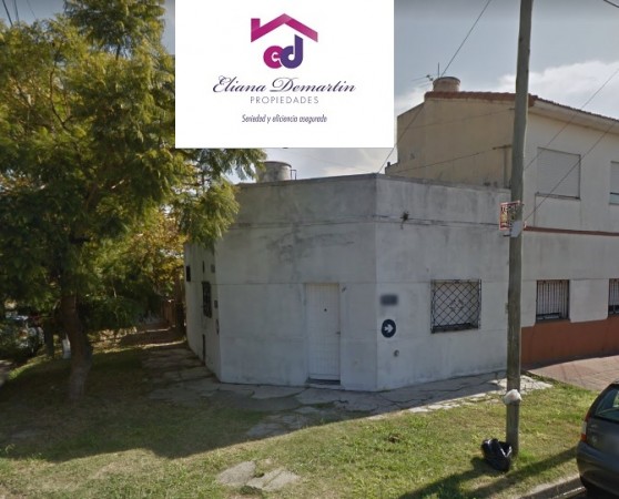 CASA DE DOS AMBIENTES CON PATIO Y TERRAZA