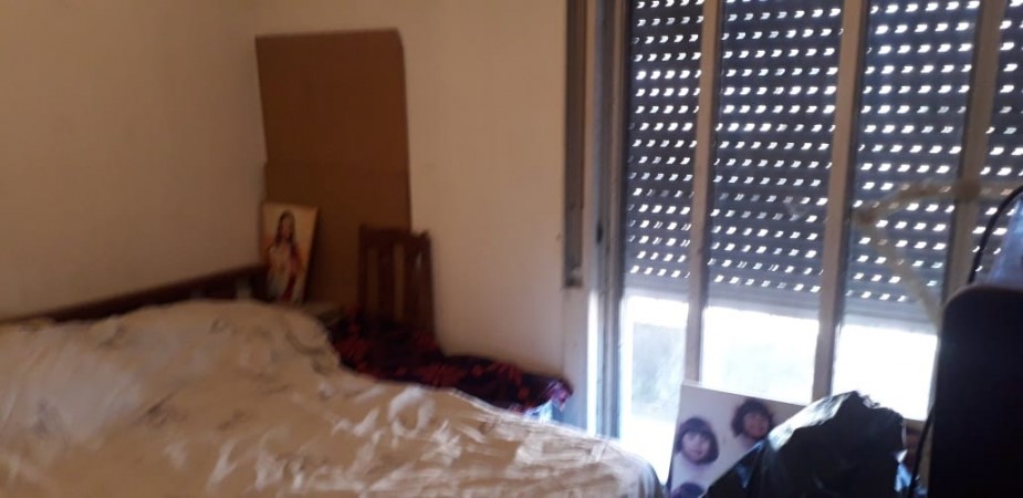 GALPÓN CON CASA DE 4 AMBIENTES EN VENTA EN DOCK SUD