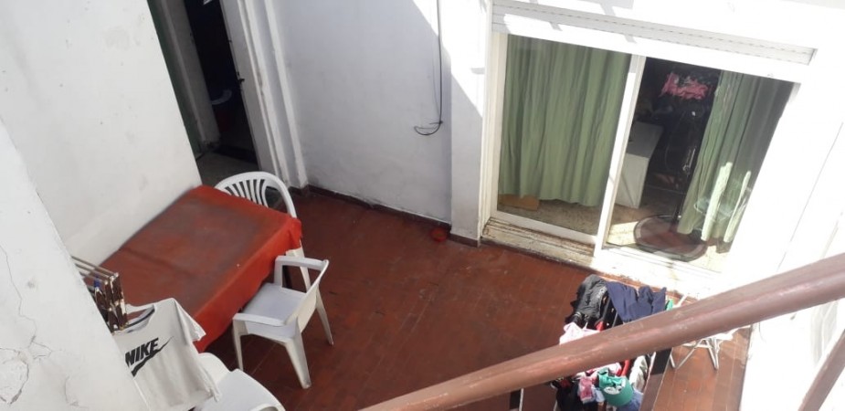 GALPÓN CON CASA DE 4 AMBIENTES EN VENTA EN DOCK SUD