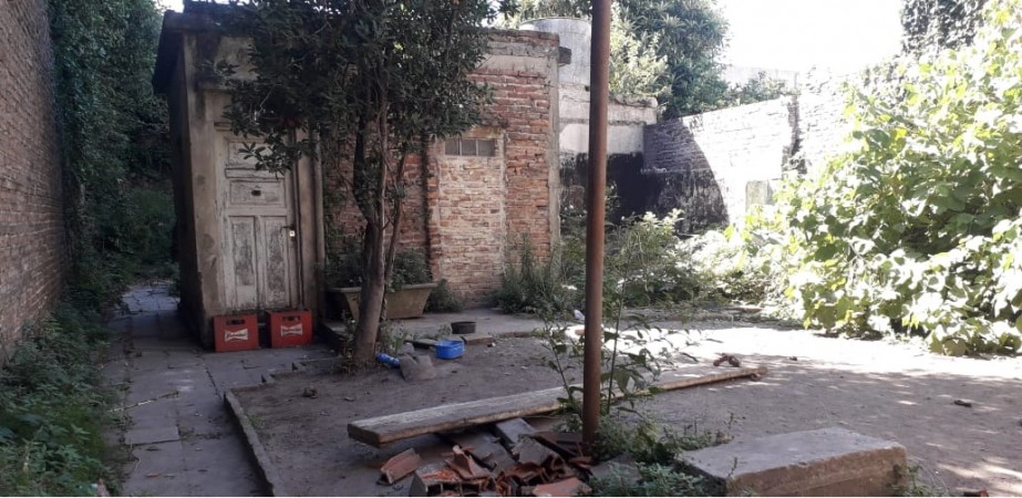 GALPÓN CON CASA DE 4 AMBIENTES EN VENTA EN DOCK SUD
