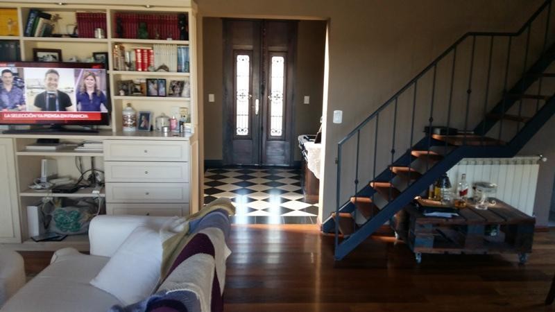 Hermosa casa de 4 ambientes en El Barrio Campo Grande - Pilar