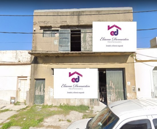GALPON EN VENTA EN DOCK SUD. 294 M2 APROX. EN DOS PLANTAS. 