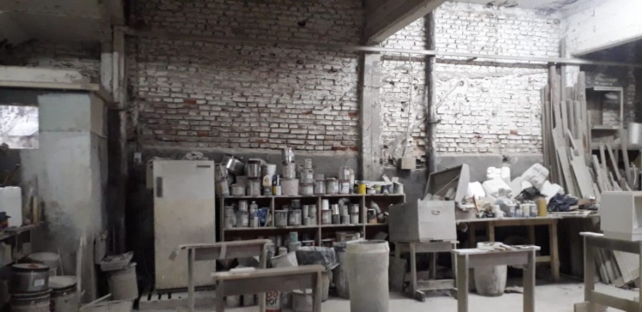 GALPON EN VENTA EN DOCK SUD. 294 M2 APROX. EN DOS PLANTAS. 
