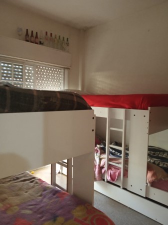 WILDE OESTE - VENTA EN BLOCK LOTE DE 420 M2 CON 5 DEPARTAMENTOS. IDEAL RENTA.