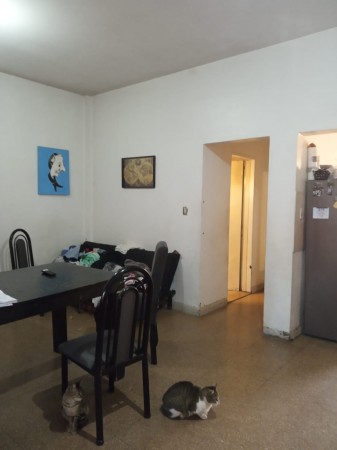 WILDE OESTE - VENTA EN BLOCK LOTE DE 420 M2 CON 5 DEPARTAMENTOS. IDEAL RENTA.