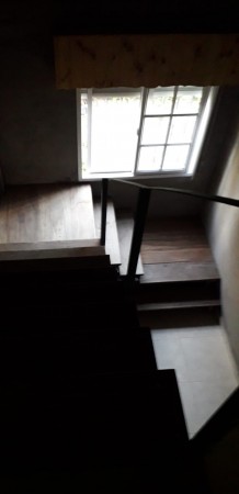 WILDE OESTE. VENTA DE LOTE DE 250 M2 CON 2 DUPLEX A TERMINAR Y CASA DE 3 AMBIENTES A REFACCIONAR.