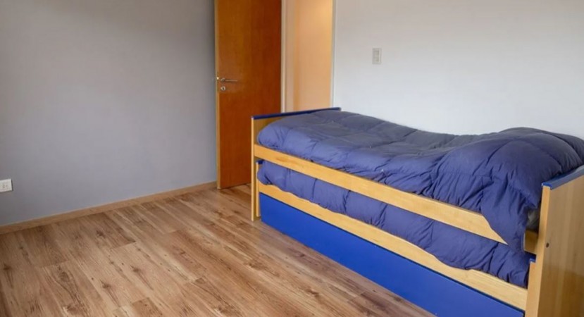Triplex 4 Ambientes Con Jardin - Terraza y cochera en Olivos