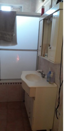 CASA PARA DOS FAMILIAS EN VENTA EN VILLA DOMINICO, AVELLANEDA. APTA CREDITO.