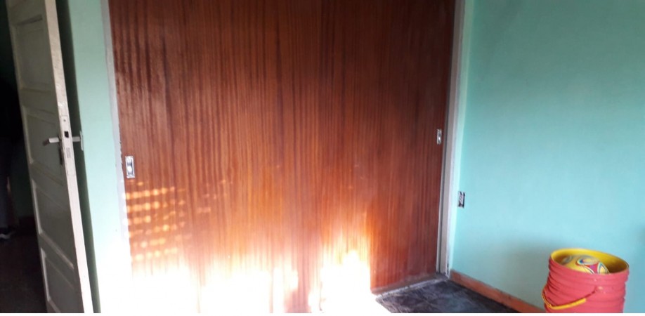 CASA PARA DOS FAMILIAS EN VENTA EN VILLA DOMINICO, AVELLANEDA. APTA CREDITO.