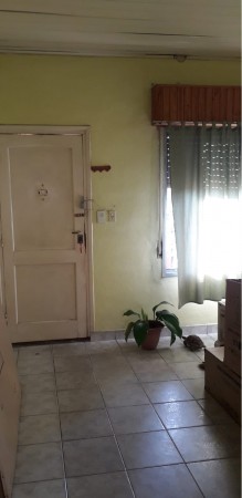 CASA PARA DOS FAMILIAS EN VENTA EN VILLA DOMINICO, AVELLANEDA. APTA CREDITO.
