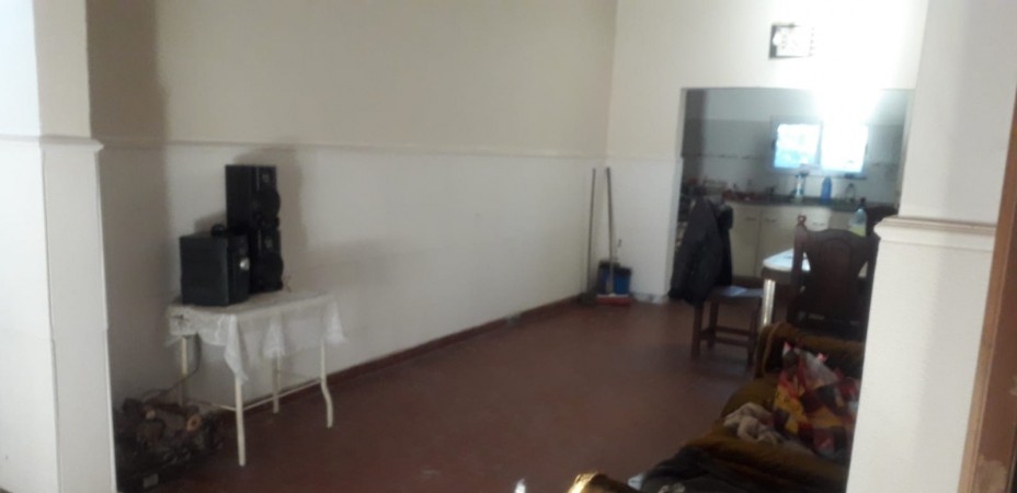CASA DE 3 AMBIENTES EN VENTA EN  LANÚS
