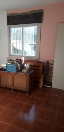 CASA DE 3 AMBIENTES EN VENTA EN  LANÚS