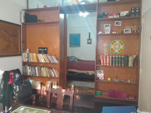 CRUCECITA - AVELLANEDA. DEPARTAMENTO DE 3 AMBIENTES CON COCHERA - PB AL FRENTE. 48M2. A METROS DE AV. MITRE. APTO USO PROFESIONAL.