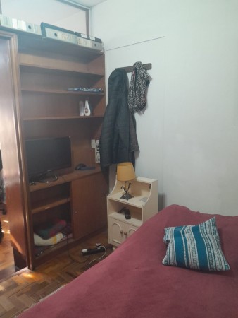 CRUCECITA - AVELLANEDA. DEPARTAMENTO DE 3 AMBIENTES CON COCHERA - PB AL FRENTE. 48M2. A METROS DE AV. MITRE. APTO USO PROFESIONAL.