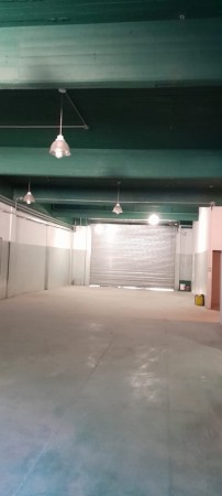 GALPON EN ALQUILER EN LANUS ESTE - 240 M2 TOTALES