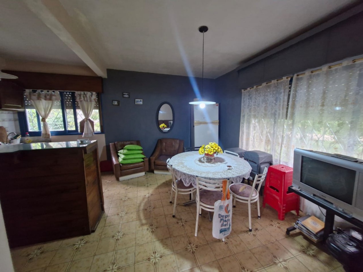  CASA QUINTA DE 2 AMBIENTES CON DEPENDENCIA EN VENTA EN BARRIO LA CAPILLA - FLORENCIO VARELA
