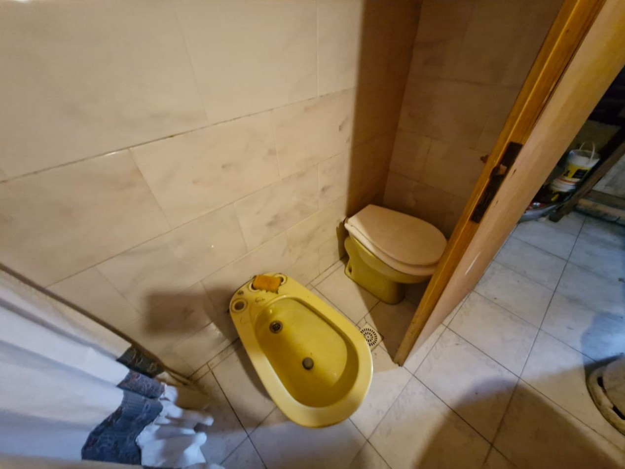  CASA QUINTA DE 2 AMBIENTES CON DEPENDENCIA EN VENTA EN BARRIO LA CAPILLA - FLORENCIO VARELA
