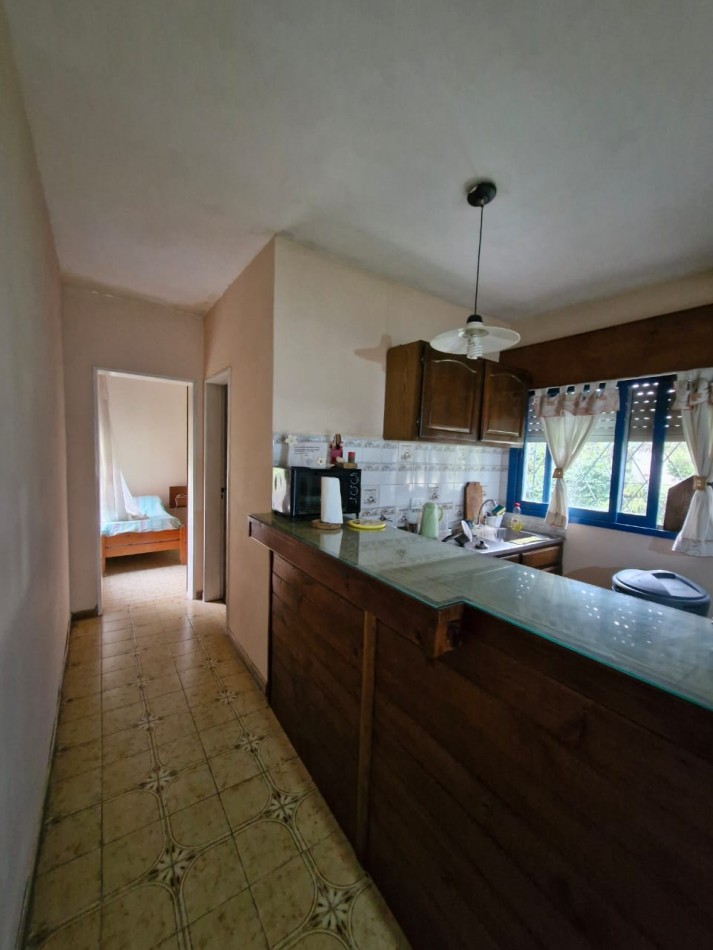 CASA QUINTA DE 2 AMBIENTES CON DEPENDENCIA EN VENTA EN BARRIO LA CAPILLA - FLORENCIO VARELA