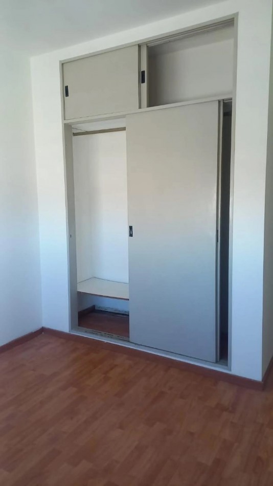 DEPTO 3 AMBIENTES SUPER LUMINOSO!! CENTRICO EN V. BALLESTER CON 2 BALCONES!!!