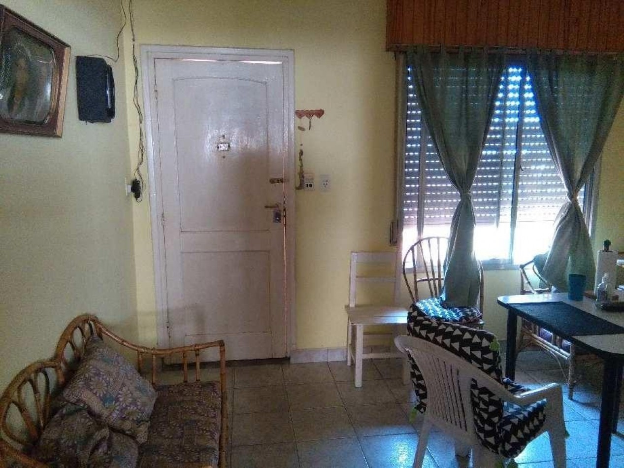 CASA PARA DOS FAMILIAS EN VENTA EN VILLA DOMINICO, AVELLANEDA. APTA CREDITO.