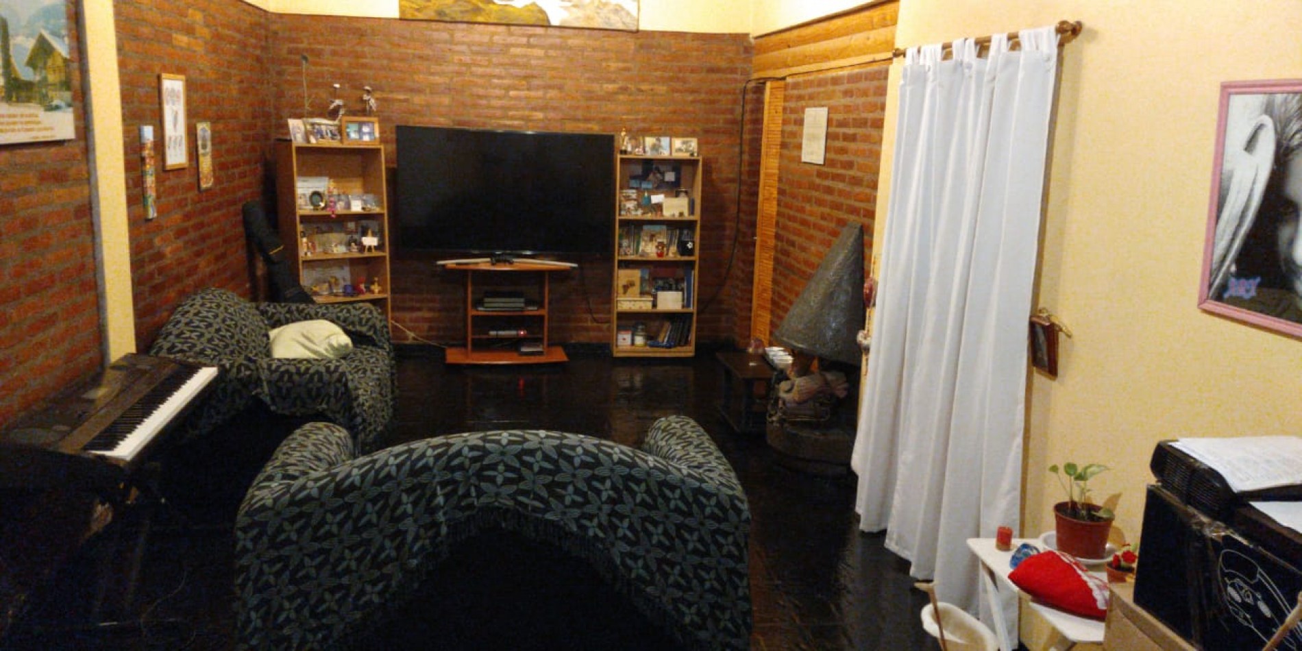 CASA PARA DOS FAMILIAS EN VENTA EN VILLA DOMINICO, AVELLANEDA. APTA CREDITO.