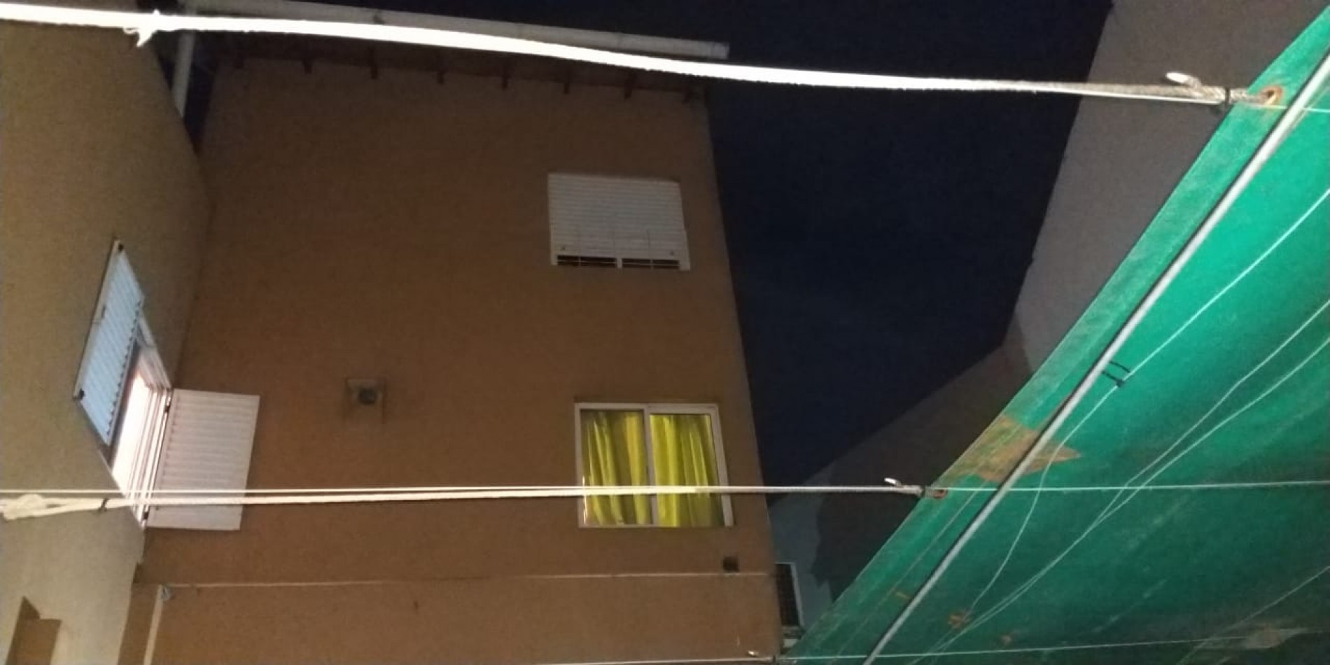 CASA PARA DOS FAMILIAS EN VENTA EN VILLA DOMINICO, AVELLANEDA. APTA CREDITO.