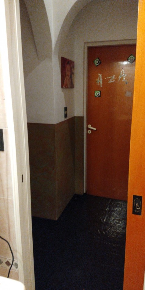 CASA PARA DOS FAMILIAS EN VENTA EN VILLA DOMINICO, AVELLANEDA. APTA CREDITO.