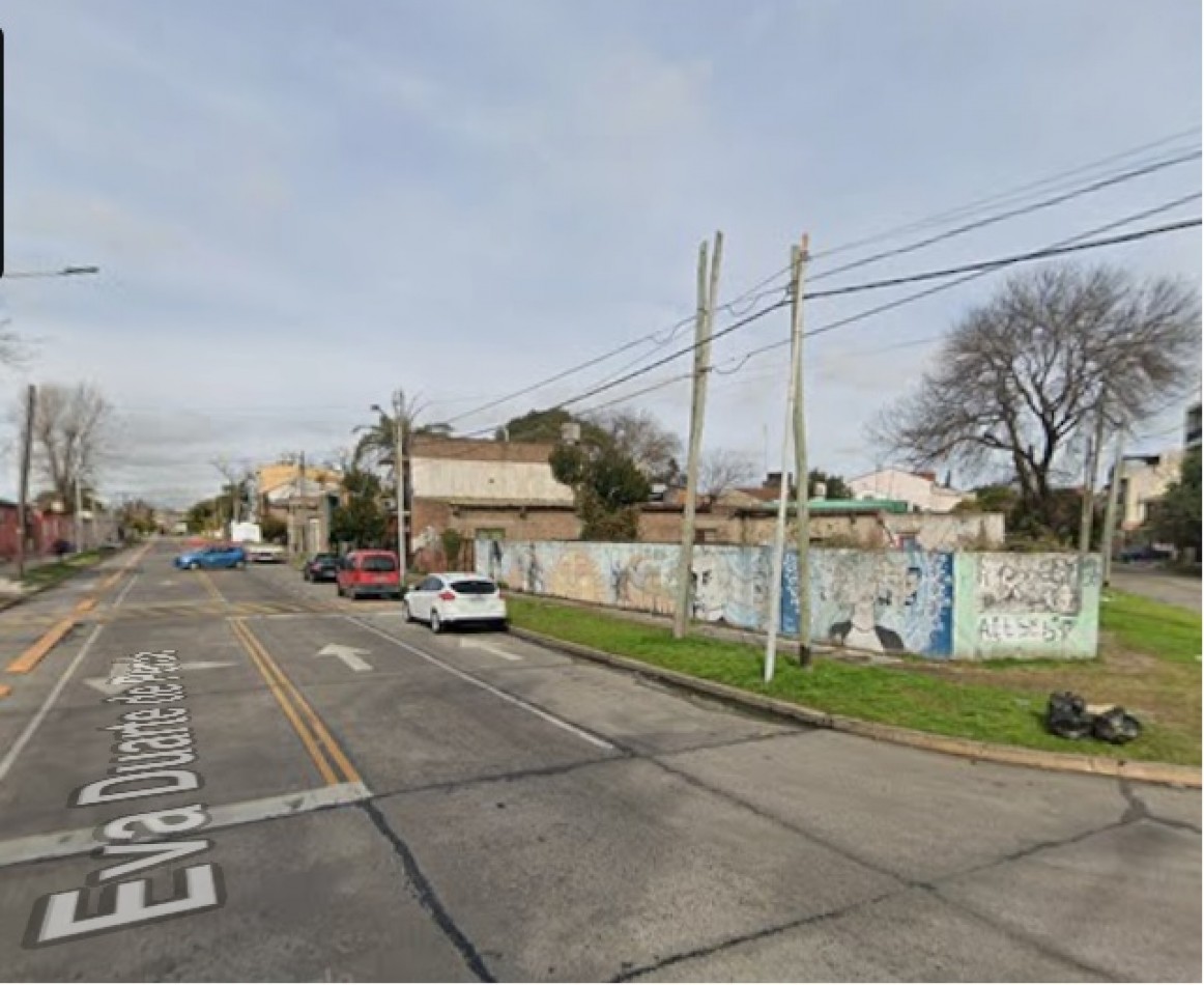 TERRENO EN VENTA DE 719 M2 FRENTE AL CBC DE AVELLANEDA. EXCELENTE UBICACION.