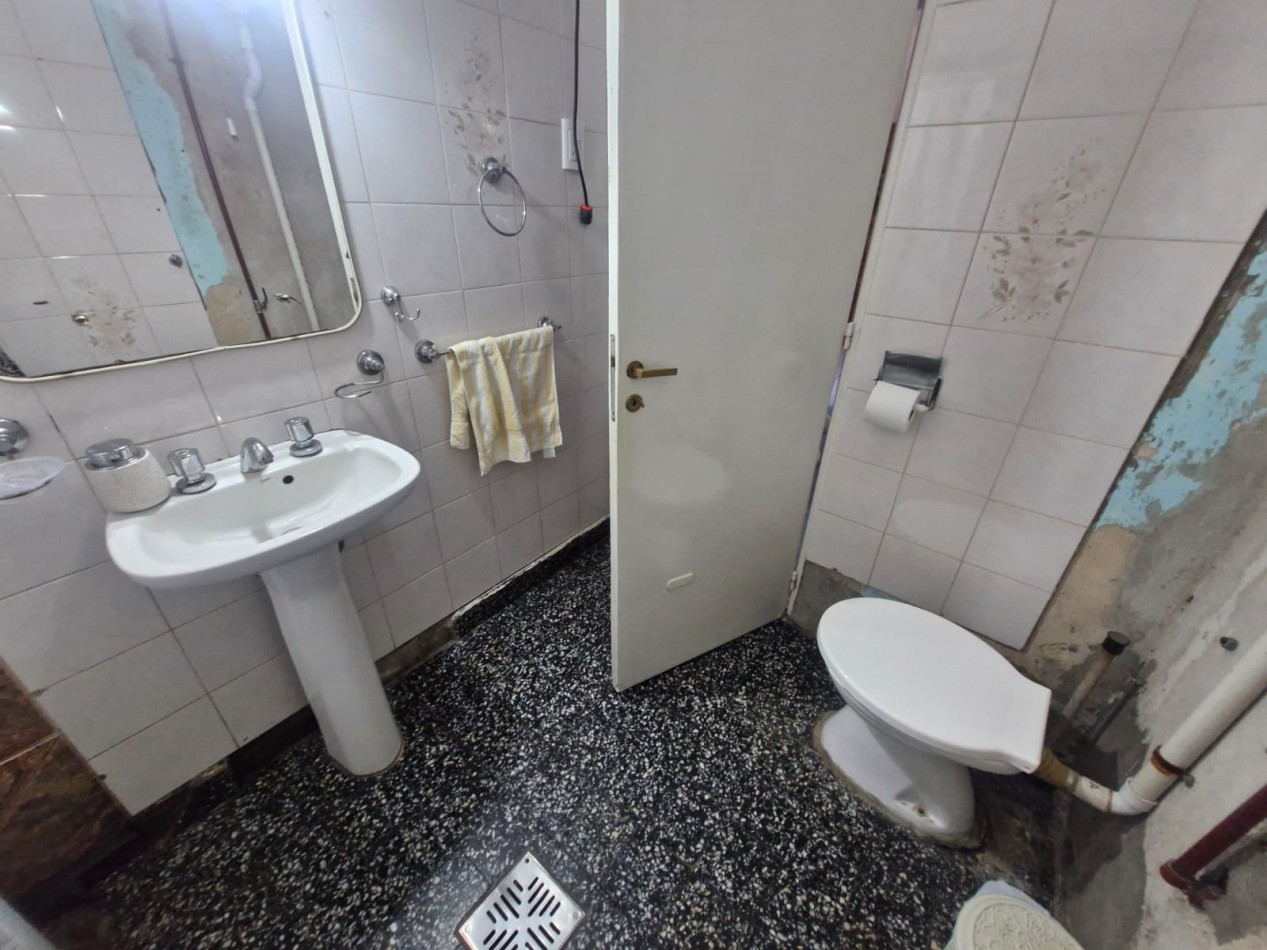 LOTE DE 376 M2 EN VENTA CON DOS VIVIENDAS CONSTRUIDAS