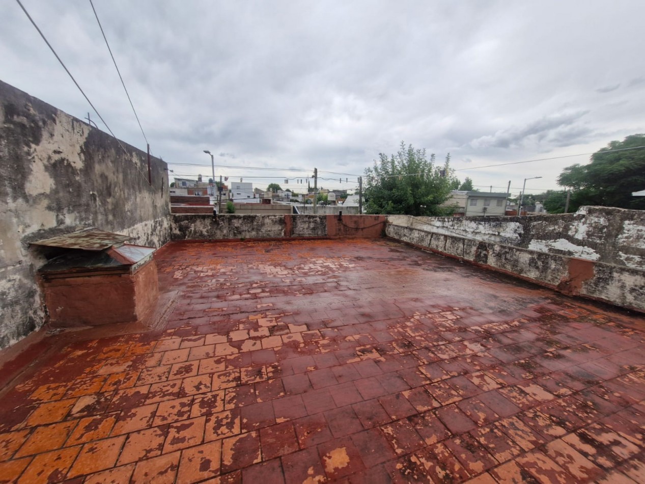 LOTE DE 376 M2 EN VENTA CON DOS VIVIENDAS CONSTRUIDAS