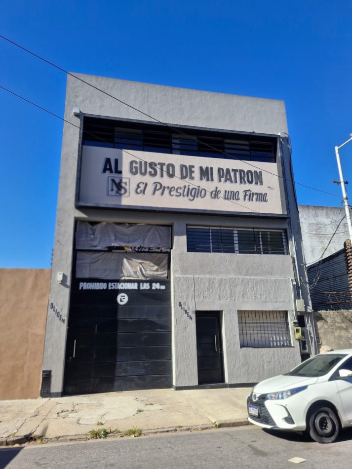 GALPON EN ALQUILER EN PIÑEYRO. 480 M2 EN DOS PLANTAS MAS UN ENTREPISO