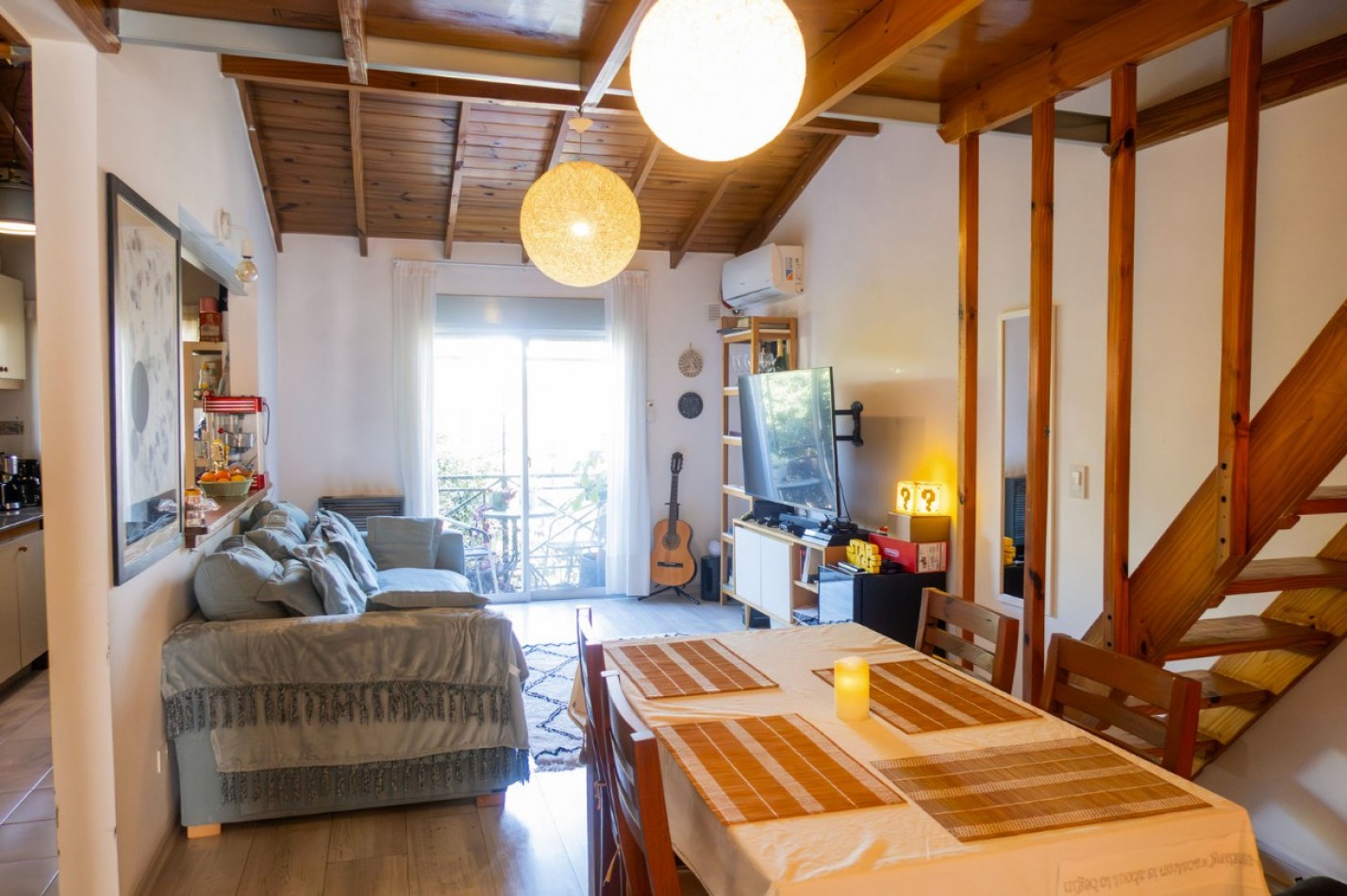 Piso de 4 ambientes con 2 cocheras cubiertas y 2 Bauleras