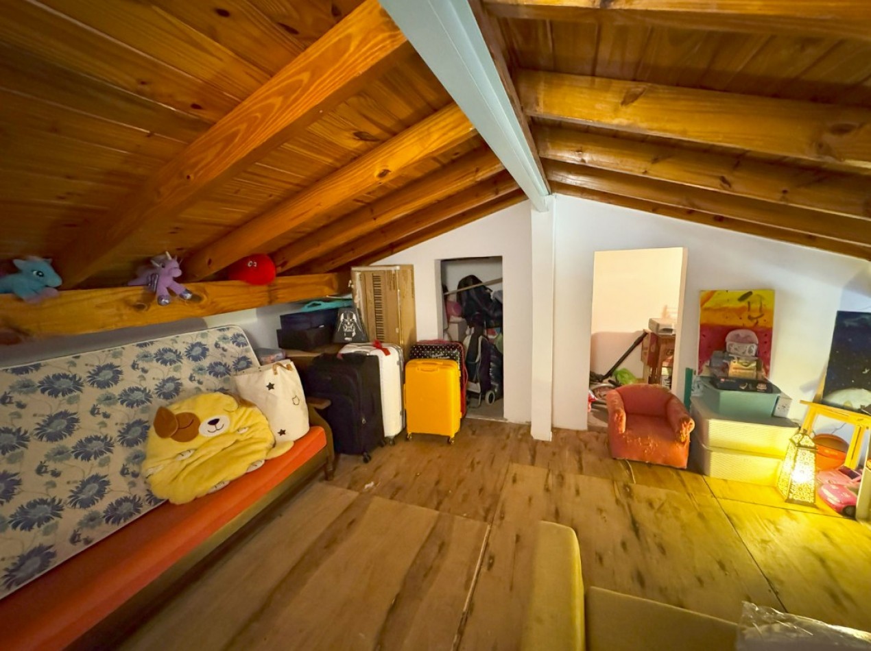 Piso de 4 ambientes con 2 cocheras cubiertas y 2 Bauleras
