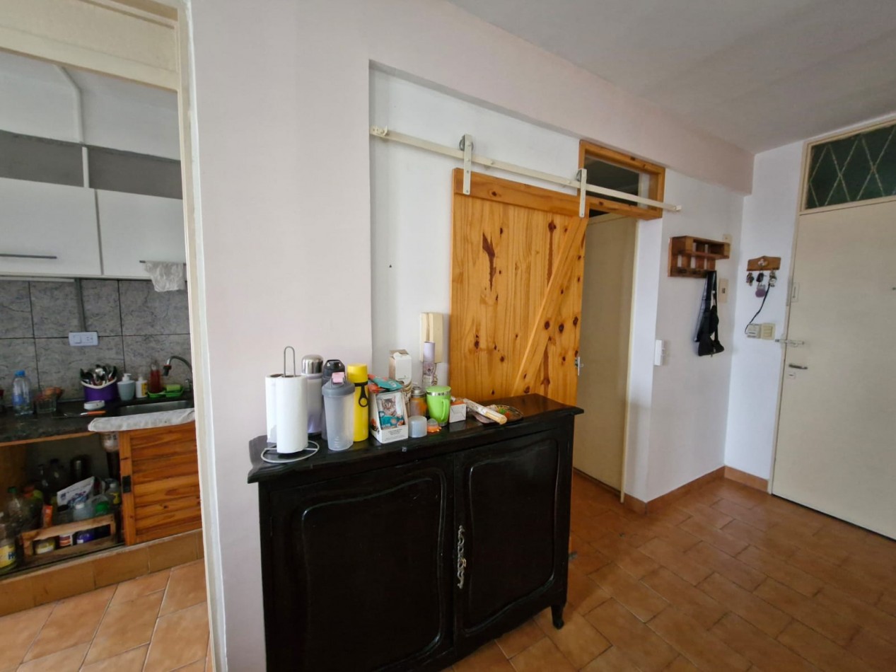IMPECABLE DEPARTAMENTO DE 4 AMBIENTES EN EL BARRIO LA SALADITA