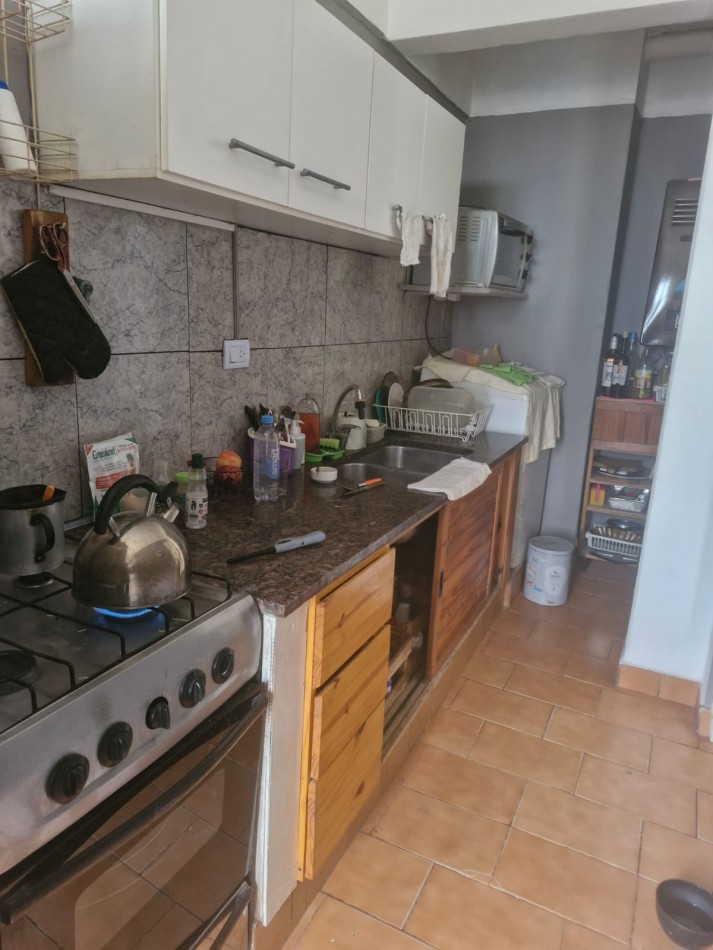 IMPECABLE DEPARTAMENTO DE 4 AMBIENTES EN EL BARRIO LA SALADITA