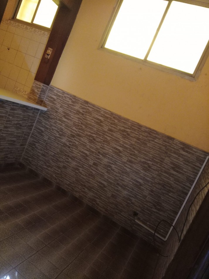 CRUCECITA - AVELLANEDA. PH DE 3 AMBIENTES AL FRENTE EN VENTA. APTO CREDITO