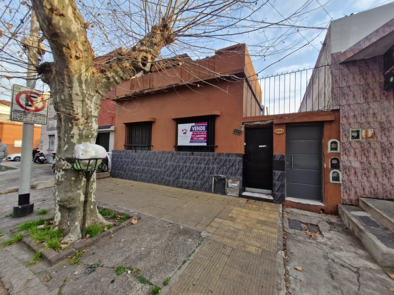 CRUCECITA - AVELLANEDA. PH DE 3 AMBIENTES AL FRENTE EN VENTA. APTO CREDITO