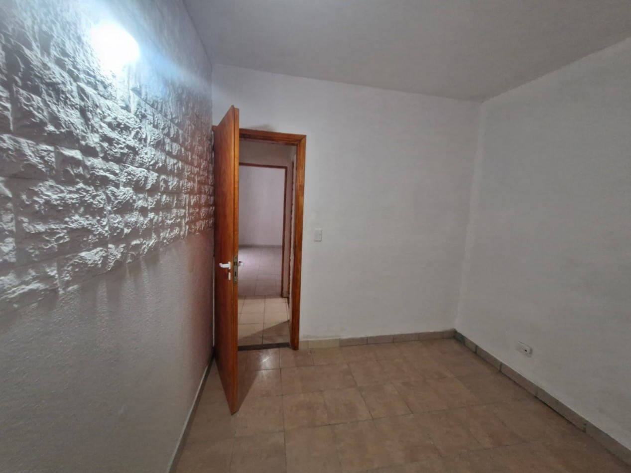 PH INTERNO DE 3 AMBIENTES CON PATIO. 