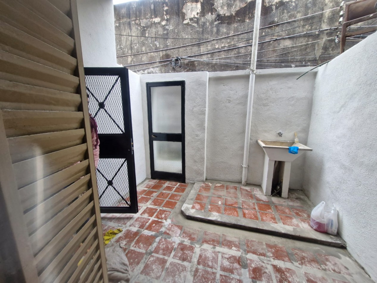 PH INTERNO DE 3 AMBIENTES CON PATIO. 