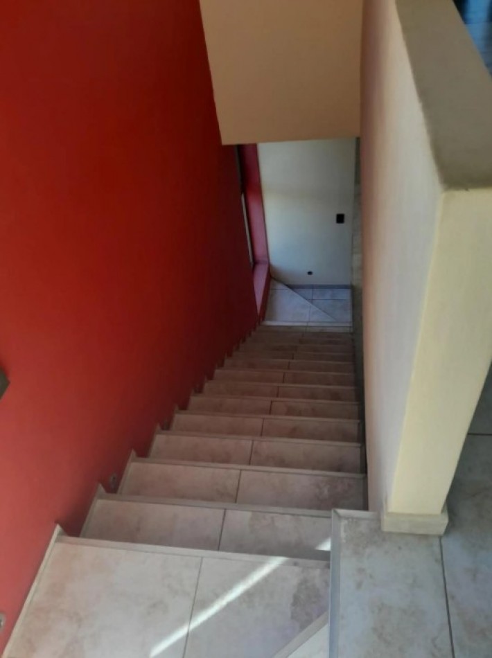 Moderna casa en esquina con 3 suites y vista al golf - Club de Campo Aranzazu