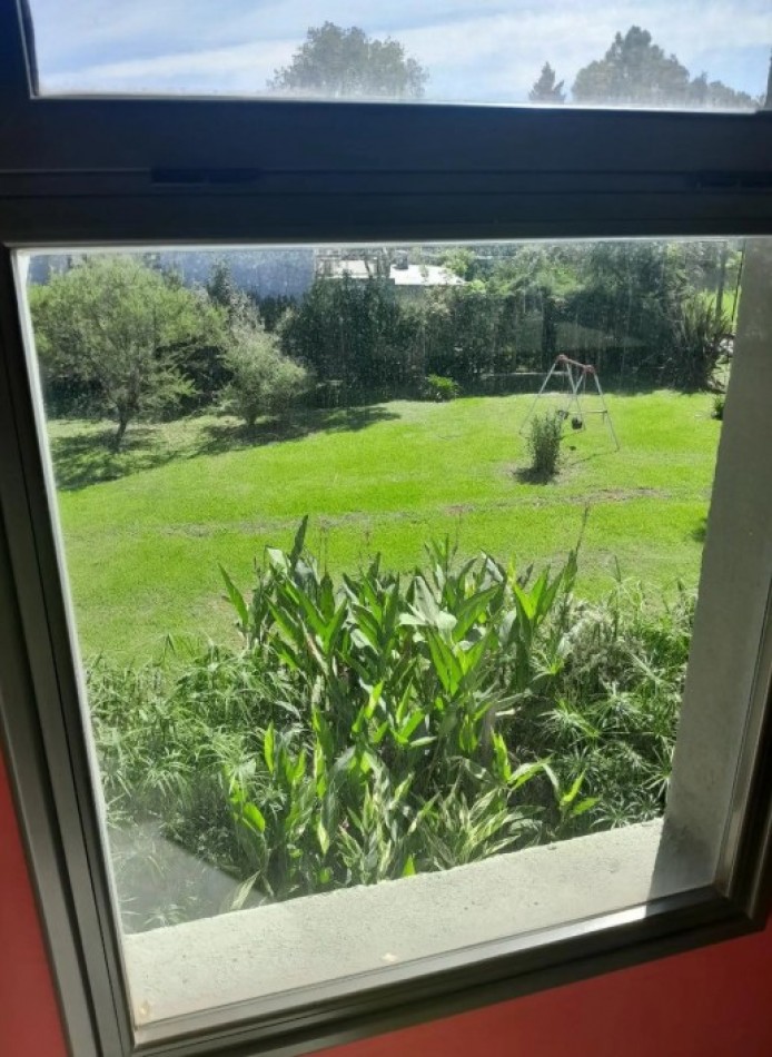 Moderna casa en esquina con 3 suites y vista al golf - Club de Campo Aranzazu