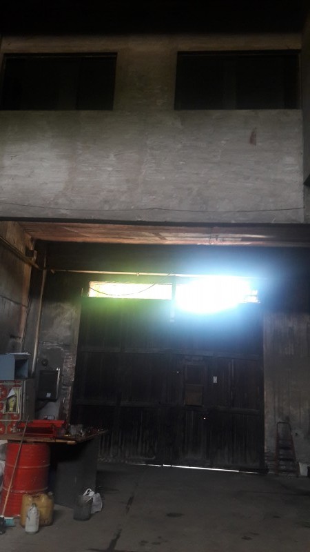 PINEIRO, AVELLANEDA. GALPON EN VENTA DE 424 M2 APROX . CON TRIFASICA.