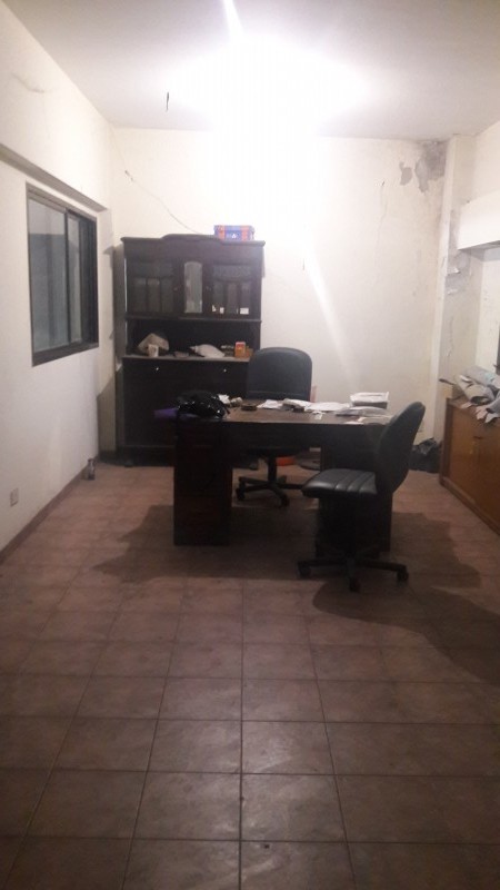 PINEIRO, AVELLANEDA. GALPON EN VENTA DE 424 M2 APROX . CON TRIFASICA.