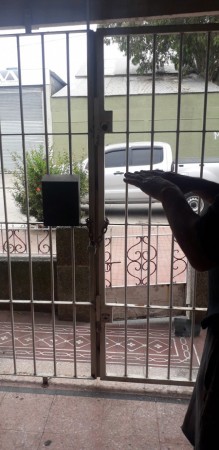 OPORTUNIDAD. PH DE 3 AMBIENTES EN VENTA CON GARAJE Y PATIO. 
