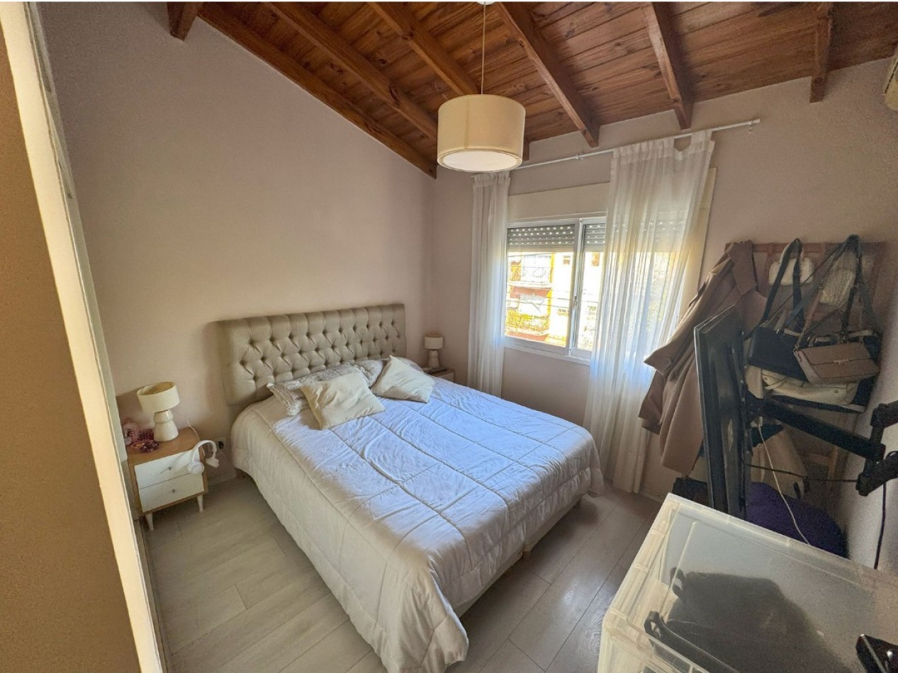 Piso de 4 ambientes con cochera cubierta y 2 Bauleras