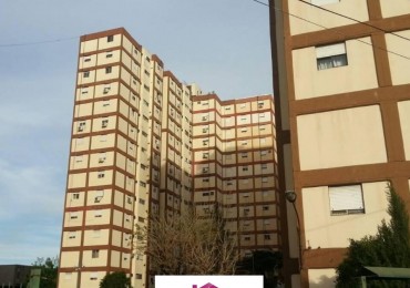 DEPARTAMENTO EN VENTA DE 4 AMBIENTES EN LAS TORRES LUZ Y FUERZA DE DOCK SUD. APTO CREDITO.